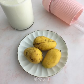 Mango Yogurt Shake recipe