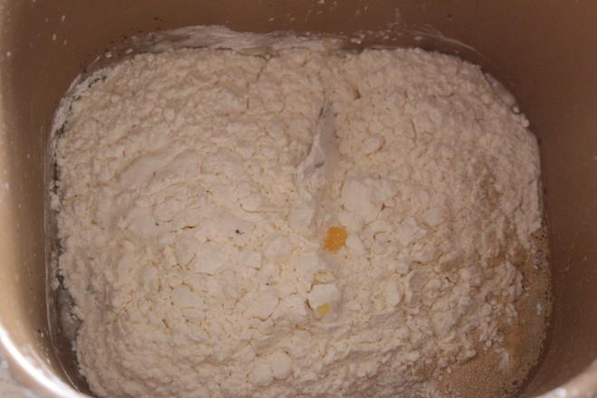 Almond Squeeze Bread recipe