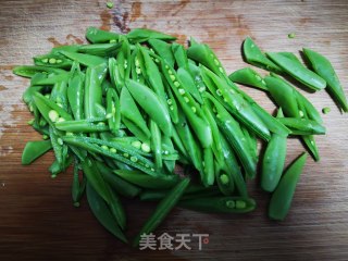 Stir-fried King Pleurotus and Green Beans recipe