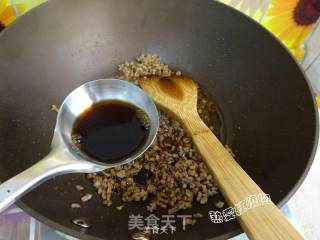 Minced Meat Mixed with Bitter Chrysanthemum recipe