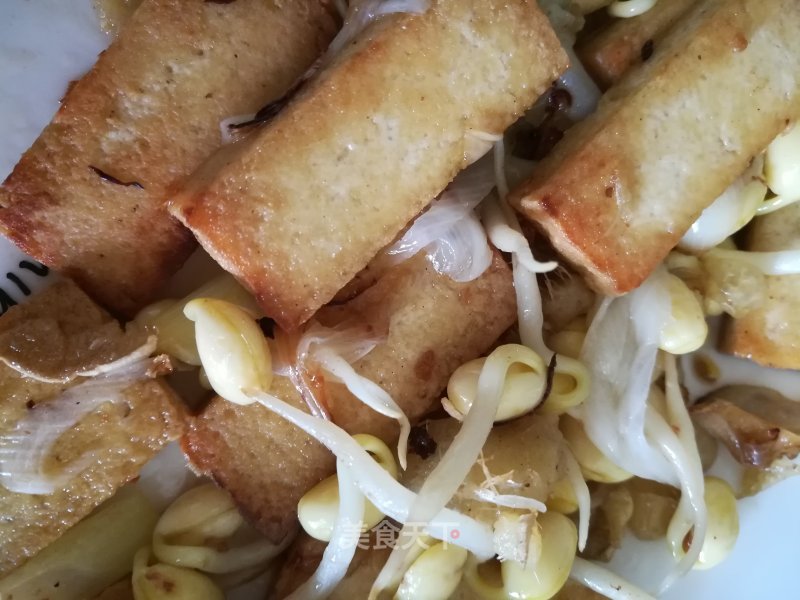 Fried Bean Sprouts with Tofu recipe