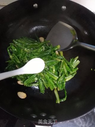 Garlic Oil Lettuce recipe