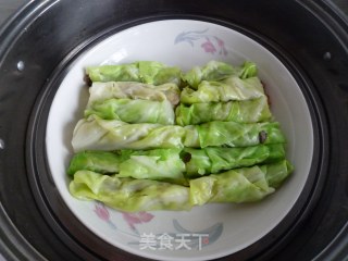 Steamed Cabbage Roulade recipe