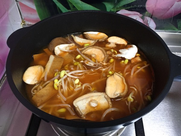 Hot Pot Bottom Material-sour Soup Fish Fillet recipe