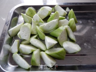 Flower Clam Loofah Soup recipe