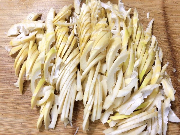 Braised Spring Bamboo Shoots in Oil, Eat Fresh at The Right Time recipe