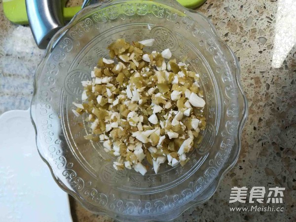 Malantou Mixed with Tofu recipe