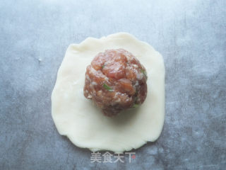 Stuffed Meat Mooncakes recipe