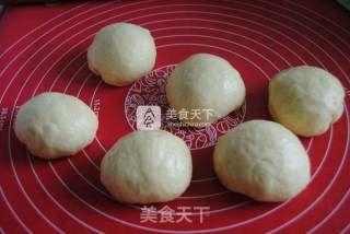 #aca烤明星大赛# Egg Yolk Twist Bread recipe