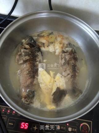 Crucian Carp Egg Soup recipe