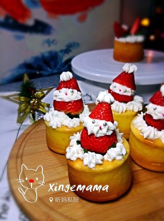 Santa Claus Cupcakes recipe
