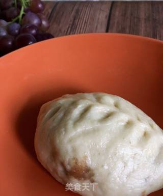 Broccoli Sprout Sea Cucumber Meat Bun recipe