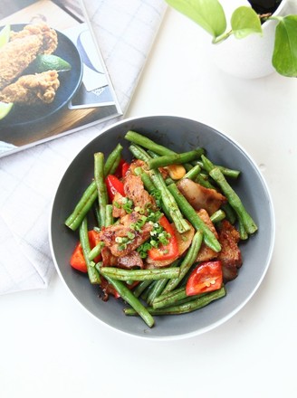 Stir-fried Pork with Green Beans in Sauce recipe