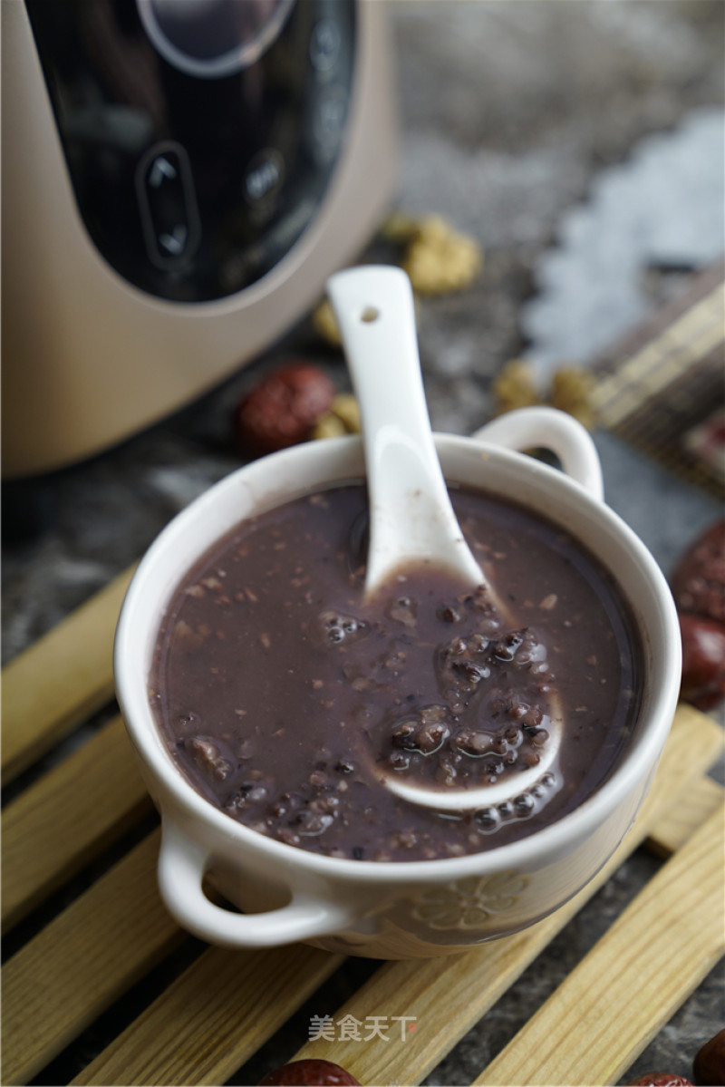 Black Rice Porridge with Walnuts, Red Dates recipe