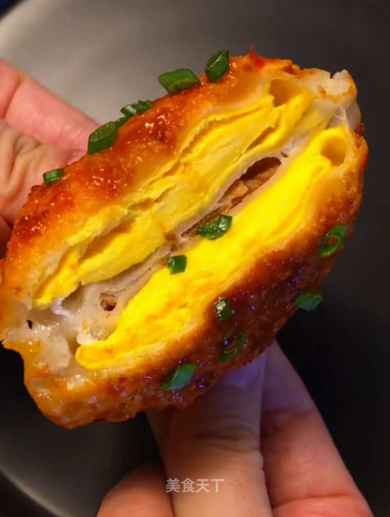 The Creative Five-zhen Powder Egg-filled Pie Made from Dumpling Skins, The Eggs are Crispy, I Bet You Have Never Seen It~ recipe