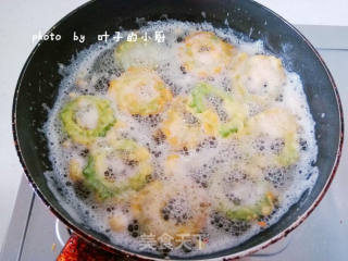 Fried Bitter Gourd Rings recipe