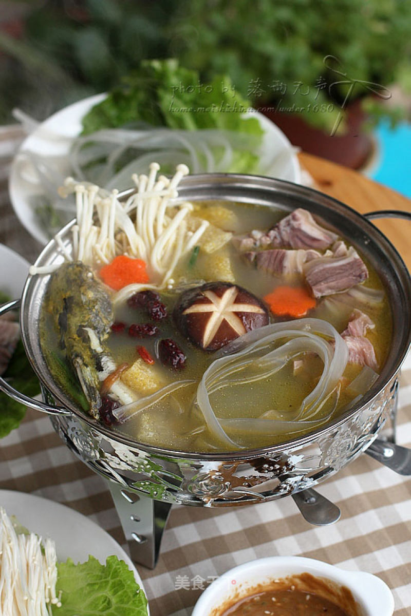 Fish and Bamboo Sun Hot Pot recipe