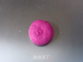 Pink Girl Heart [pitaya Coconut Heart-shaped Bread] recipe