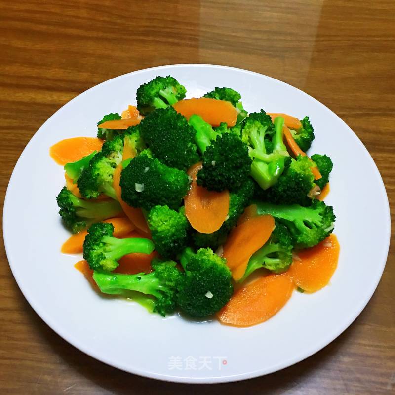 Stir-fried Carrots with Broccoli recipe