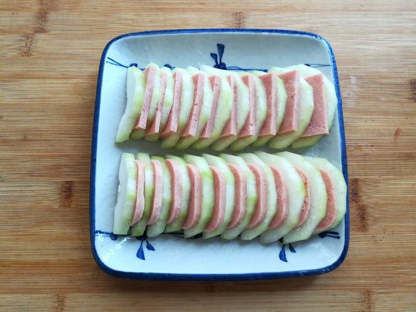 Winter Melon Buckle Luncheon Meat recipe