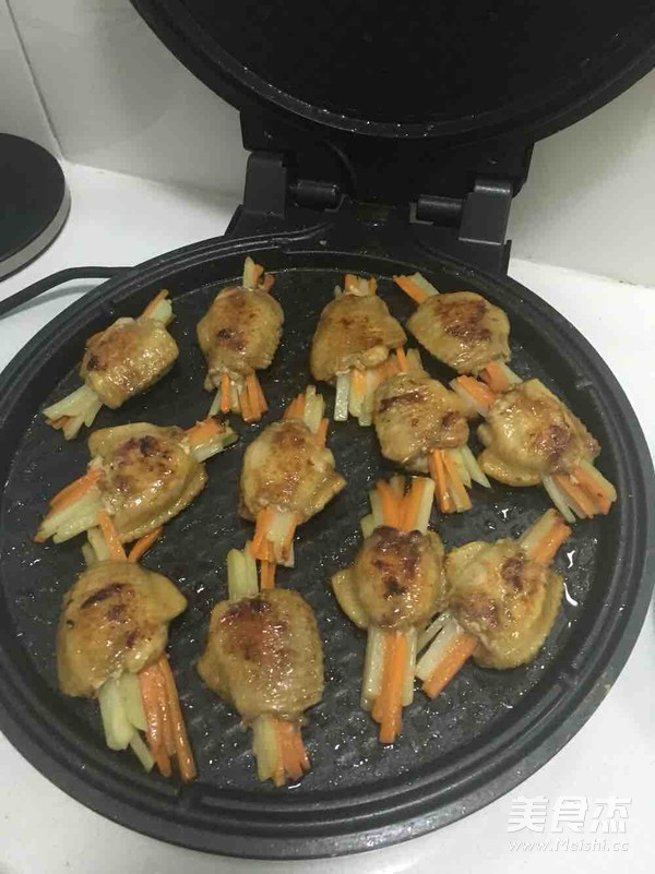 Stuffed Chicken Wings with Seasonal Vegetables recipe