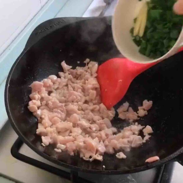 Lotus Leaf Glutinous Rice Chicken recipe