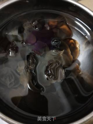 Fried Pork with Vermicelli and Fungus recipe