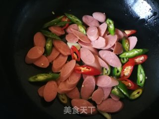 Stir-fried Ham Sausage with Fennel Balls recipe