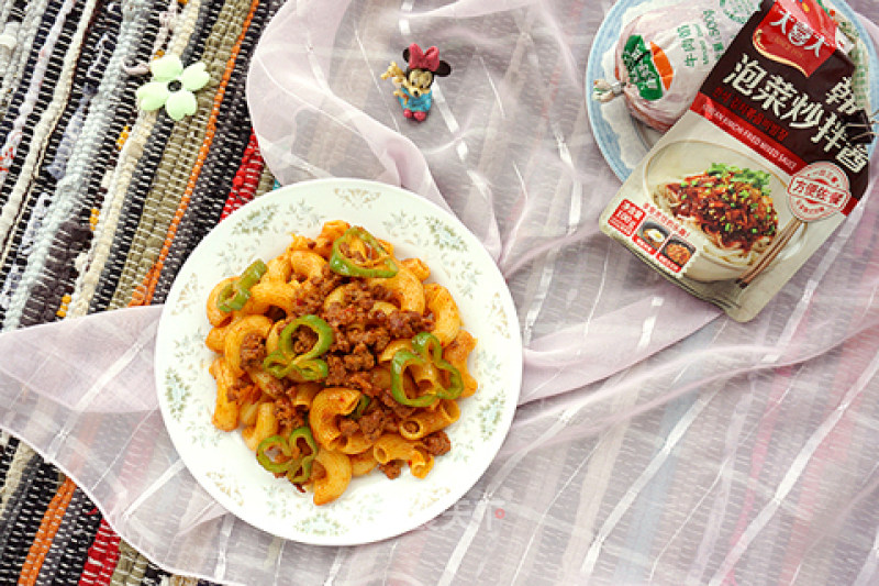 Macaroni with Korean Style Beef Sauce recipe