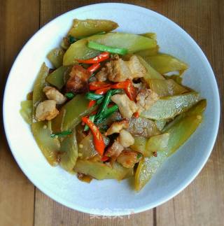 Stir-fried Pork Belly with Lettuce recipe