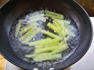 Xinlan Hand-made Private Kitchen [taste Lettuce Strips]——the Petty Bourgeois Fan of Crispy Lettuce recipe