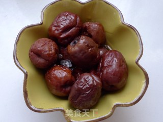 【steamed Red Dates】beauty and Taste Good recipe