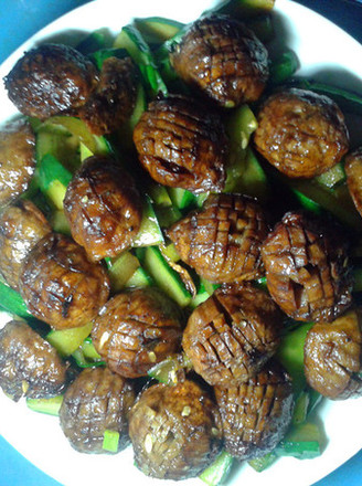 Stir-fried Beef Balls with Cucumber recipe