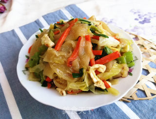 Stir-fried Noodles with Cabbage recipe