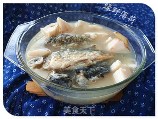Lotus Root Carp Soup recipe