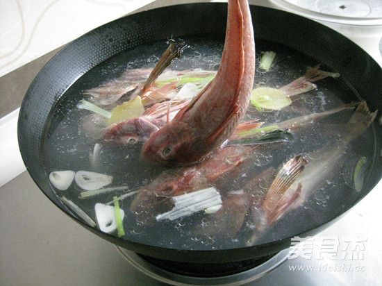 Red Head Fish Tofu Soup recipe