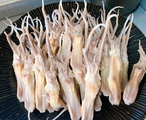 The Secret Sauce of The Combination of The North and South of The Scented Dried Duck Tongue recipe