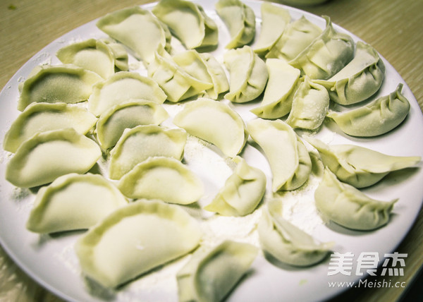 Spanish Mackerel and Coriander Stuffed Dumplings recipe