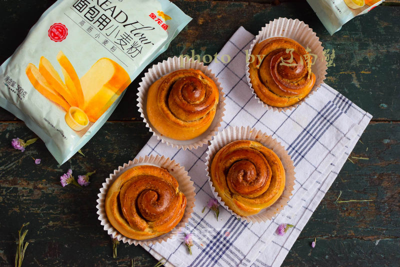 Cinnamon Rolls Just Out of The Oven recipe