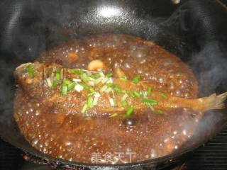 Roasted Yellow Croaker with Garlic recipe
