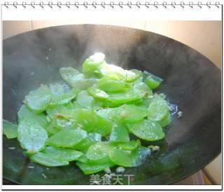 Lettuce Sautéed and Dried recipe