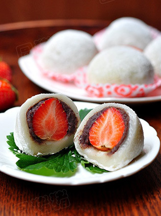 Strawberry Daifuku recipe