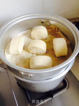 Handmade Milk-flavored Buns recipe