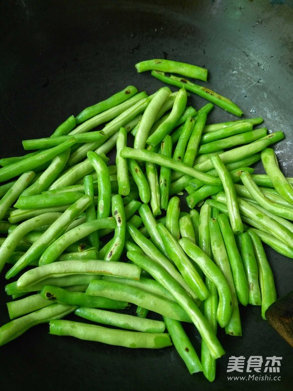 Stir-fried String Beans recipe