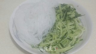 Vermicelli with Cucumber recipe