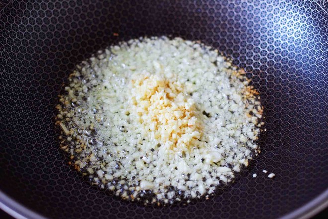 Steamed Sea Prawns with Minced Garlic Vermicelli recipe