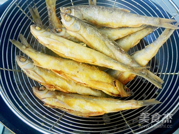 Fried Small Fish recipe