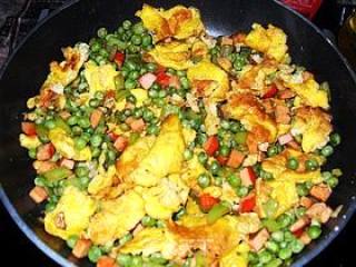 Scrambled Eggs with Peas and Rice-super Strong Affection recipe