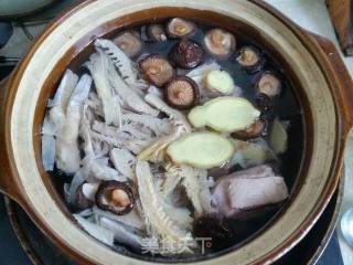 Dried Bamboo Shoots and Old Duck Pot recipe