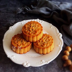 Cantonese-style Five-core Moon Cakes-ⅱ recipe